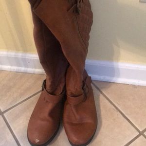 Tan Boots